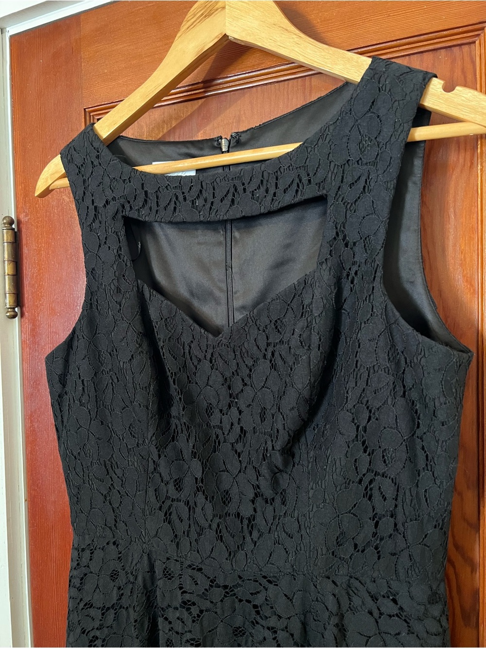 Donna Morgan Black Lace Fit & Flare Cocktail Dress Size 8 - Picture 3 of 9